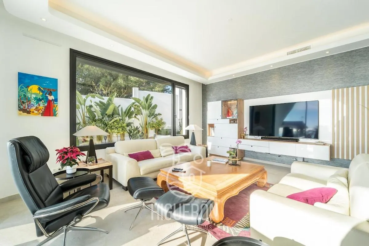 בנאלמדנה Higueronrentals Centinela וילה